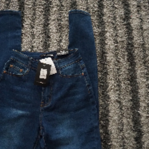 New First Pick High Rise Jeans - Picture 4 of 4